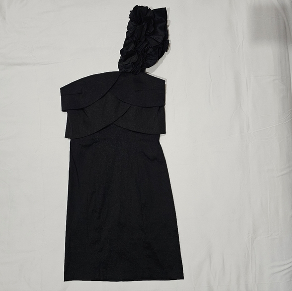 One-Shoulder ✦ Black Tiered Bust Cocktail Dress ✦ w/ Padded Lining & Stretch S - Picture 3 of 16